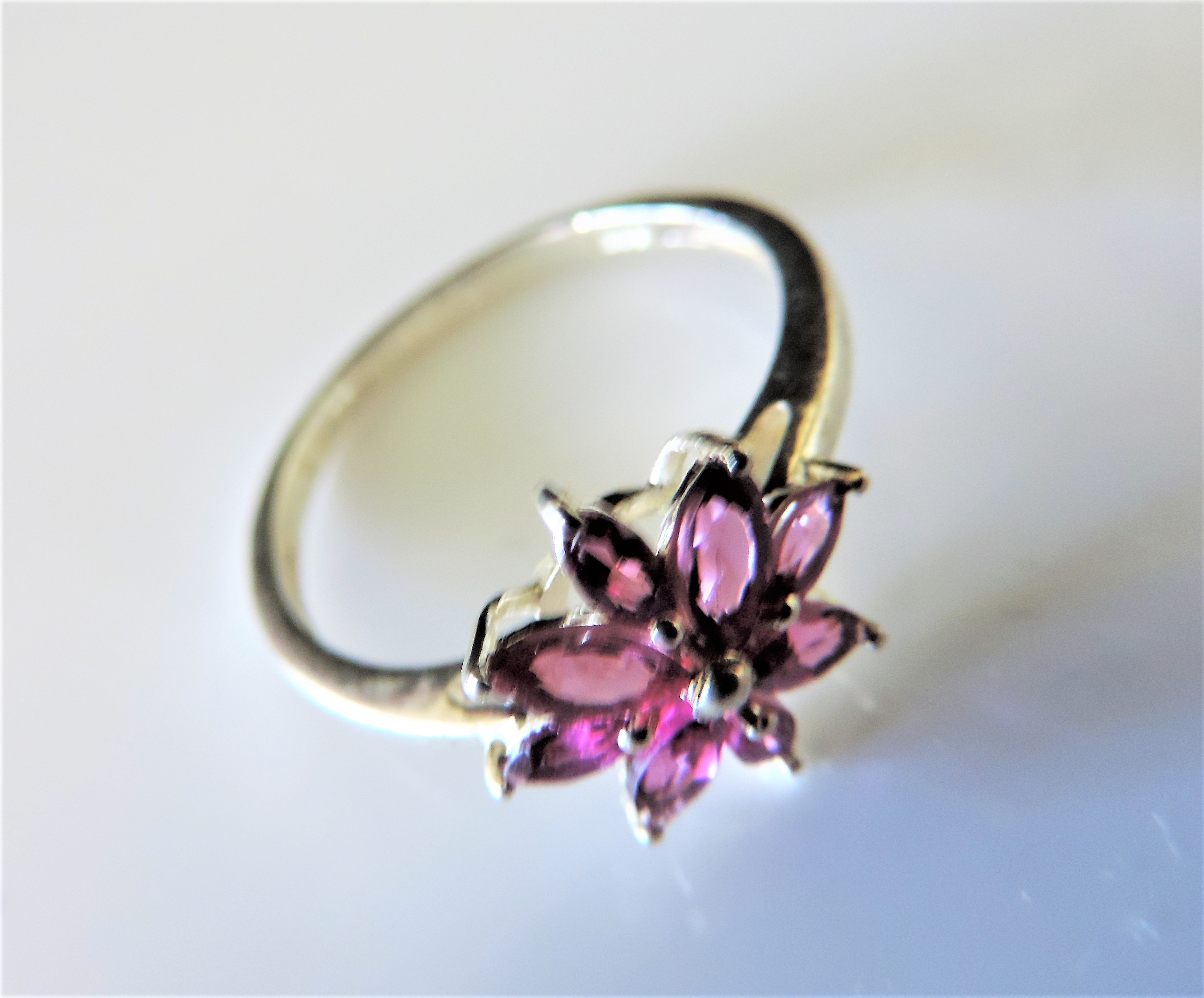 Sterling Silver Pink Tourmaline Flower Cluster Ring - Image 3 of 4