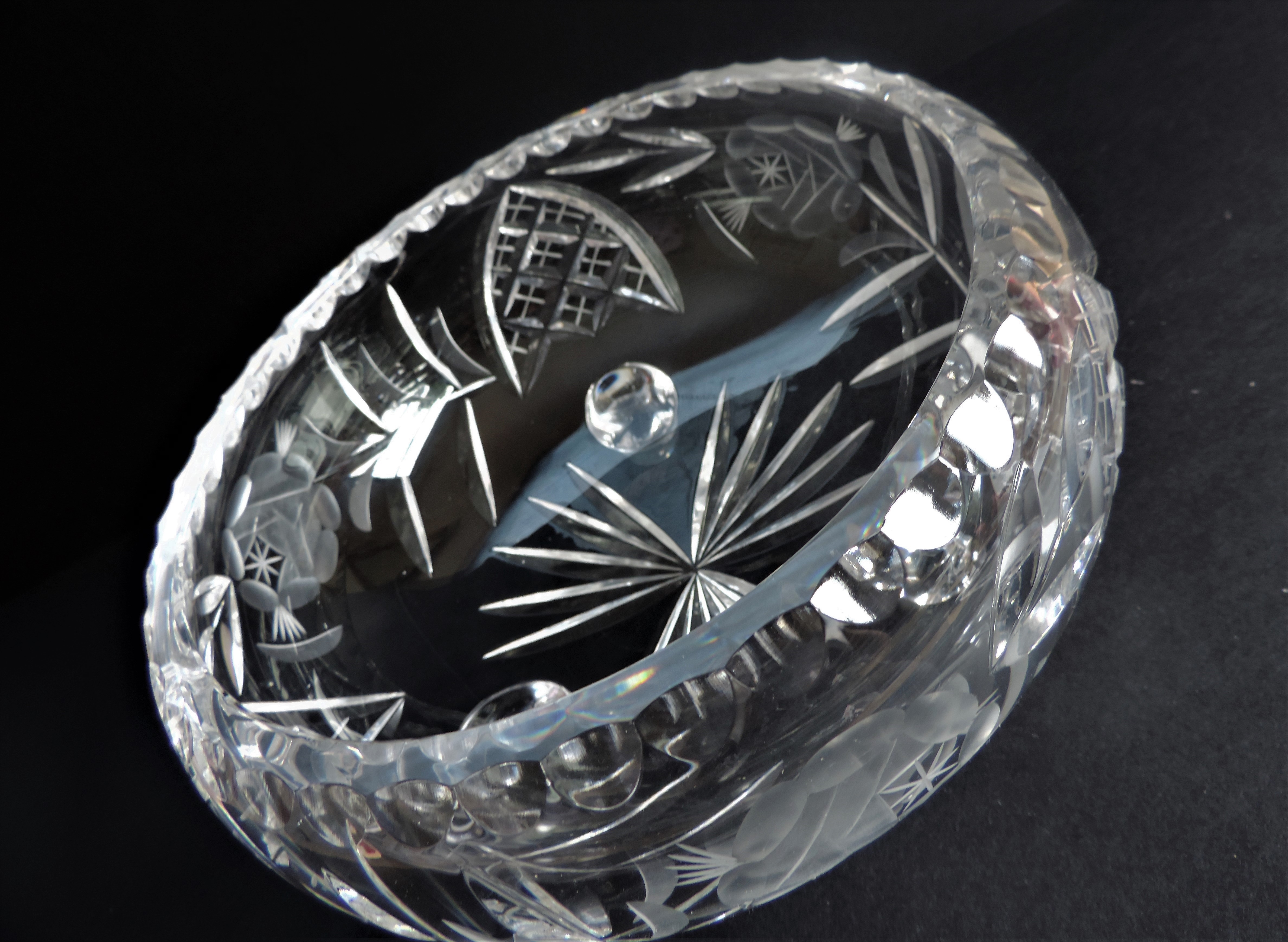 Vintage Bohemian Crystal Footed Bowl 23cm Wide - Image 2 of 3