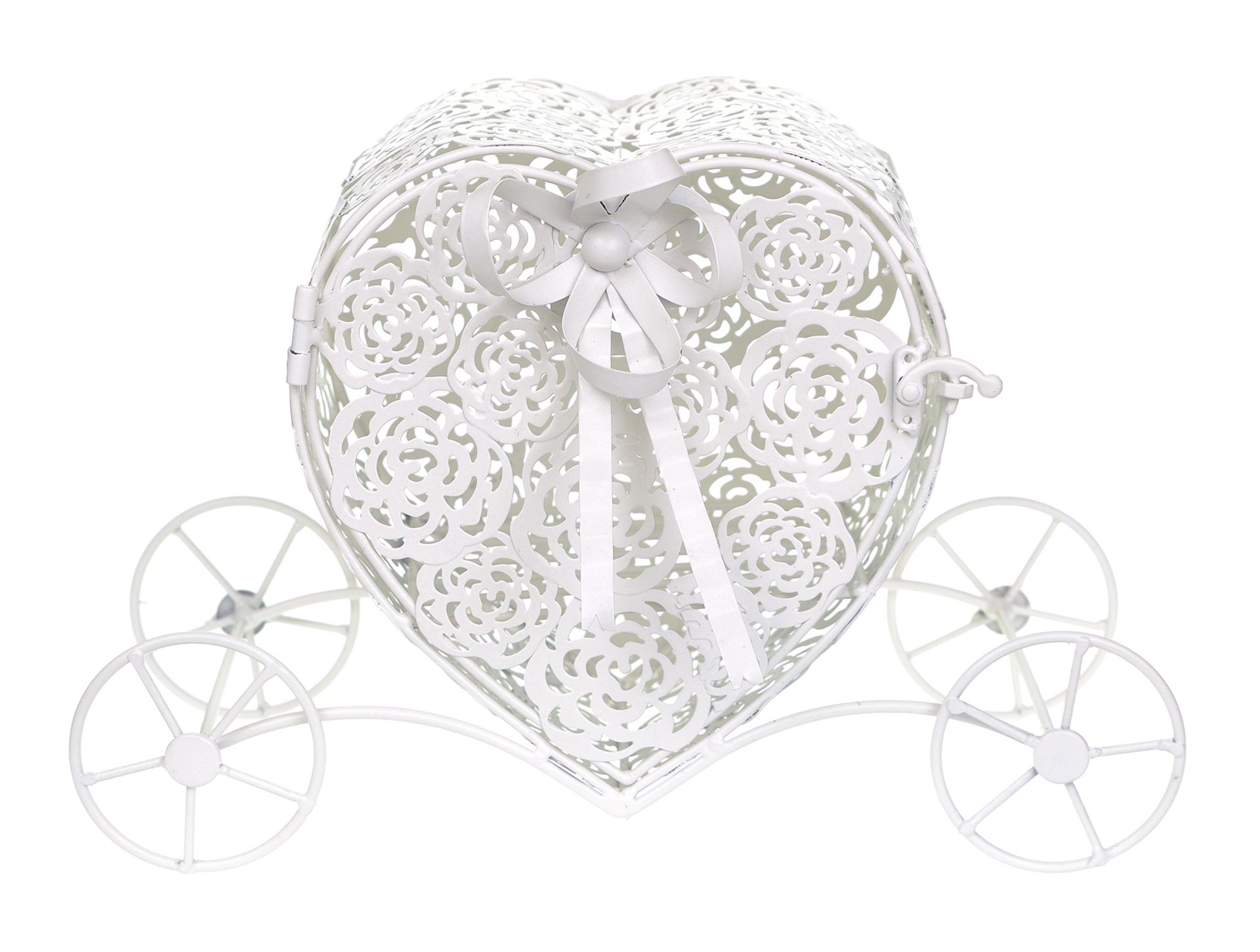 Gorgeous Decorative White Metal Wedding Heart Carriage. RRP £44.99