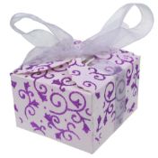 Lot of 200 White with Purple Glitter Favour Boxes. RRP £39.99