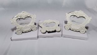 Ivory Carriage Shaped Photo Frame/ Wedding Place Card Holders. RRP £14.99