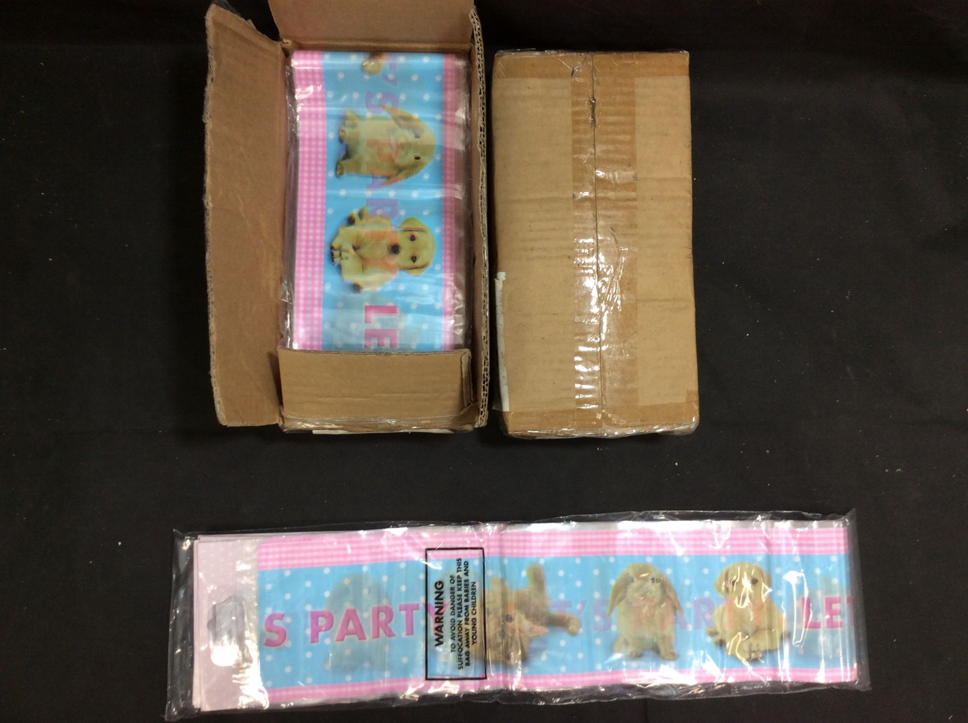 2x Boxes of 48 Cat And Dog Party Banners (96 Total) - Image 2 of 2