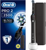 (R14F) 2x Oral B Electric Toothbrush Items. 1x Pro 2 2500 With Bonus Travel Case. 1x Pro 2 2500 Bl