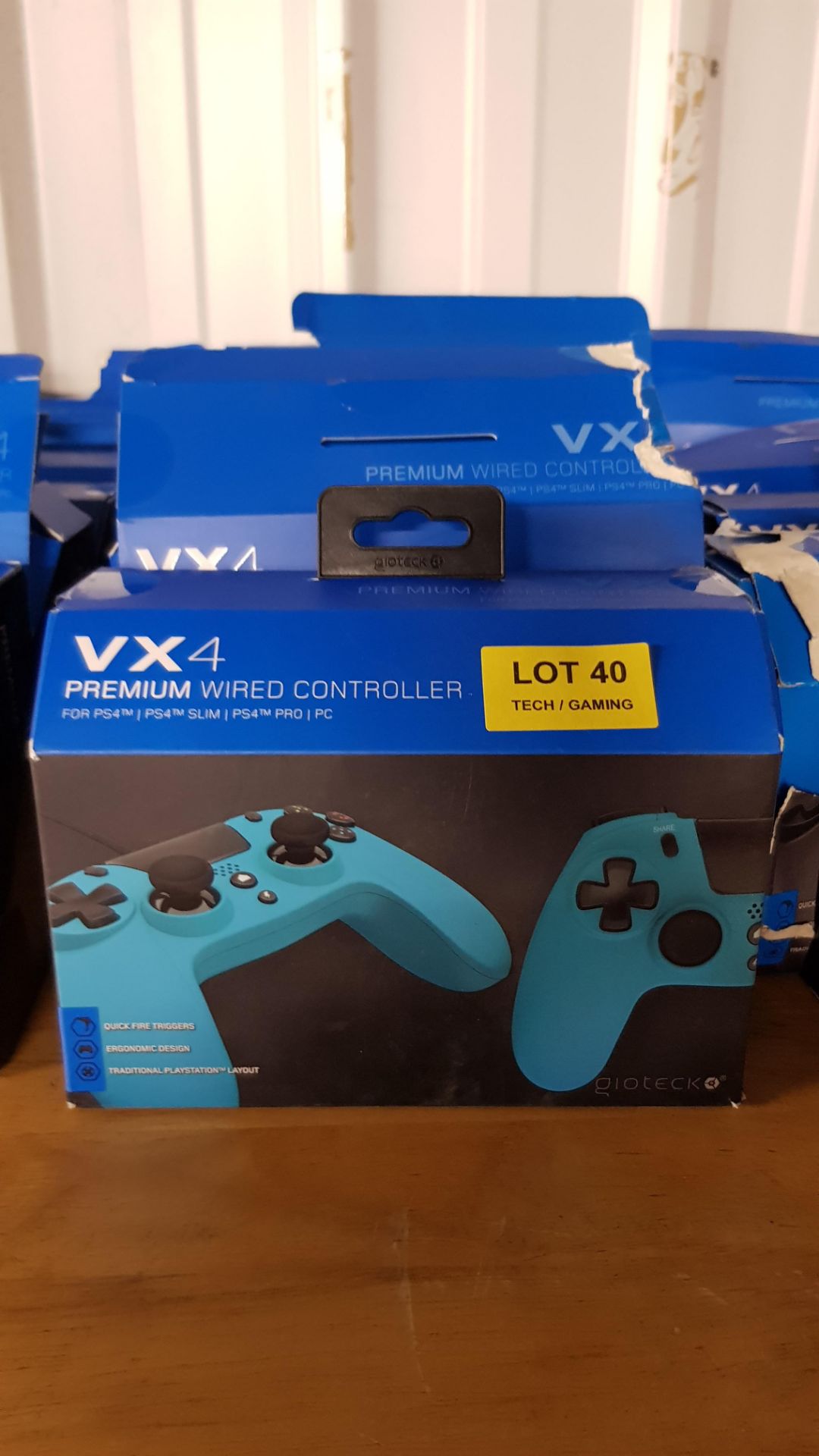 (R14D) 6x Gioteck VX4 Premium Wired Controller For PS4 & PC RRP £20 each. (6x Teal) - Image 2 of 2