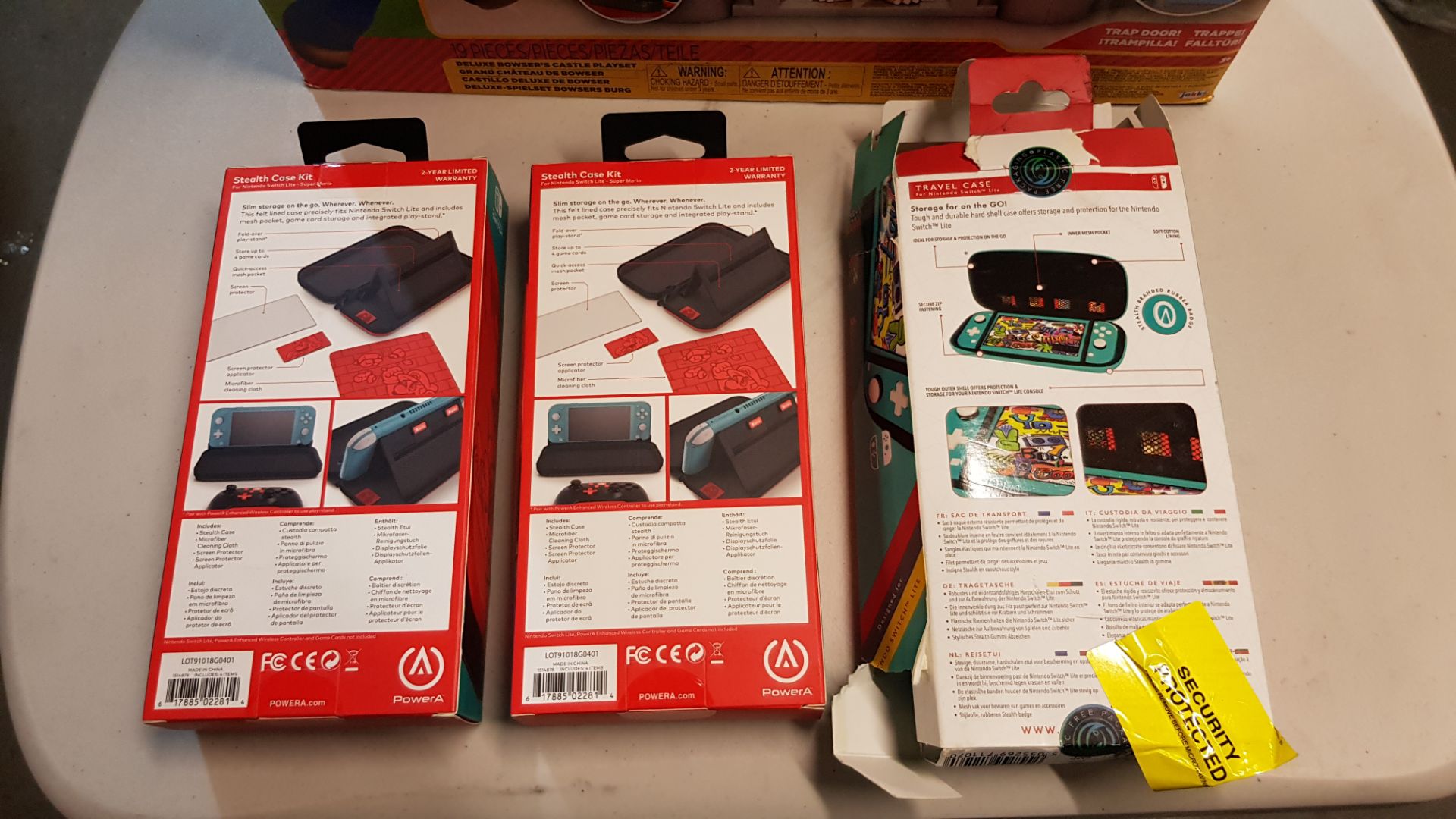 (R14A) 4x Nintendo Items. 2x Switch Lite Super Mario Stealth Case Kit (Both Units Sealed, As New). - Image 6 of 9