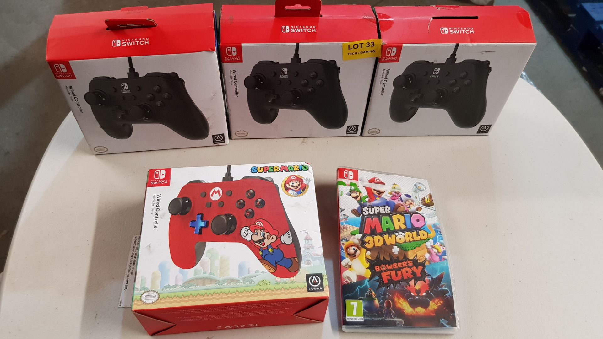 (R14C) 5x Nintendo Switch Items. 4x Power A Wired Controller (3x Black, 1x Red Super Mario). 1x Sup - Image 4 of 7