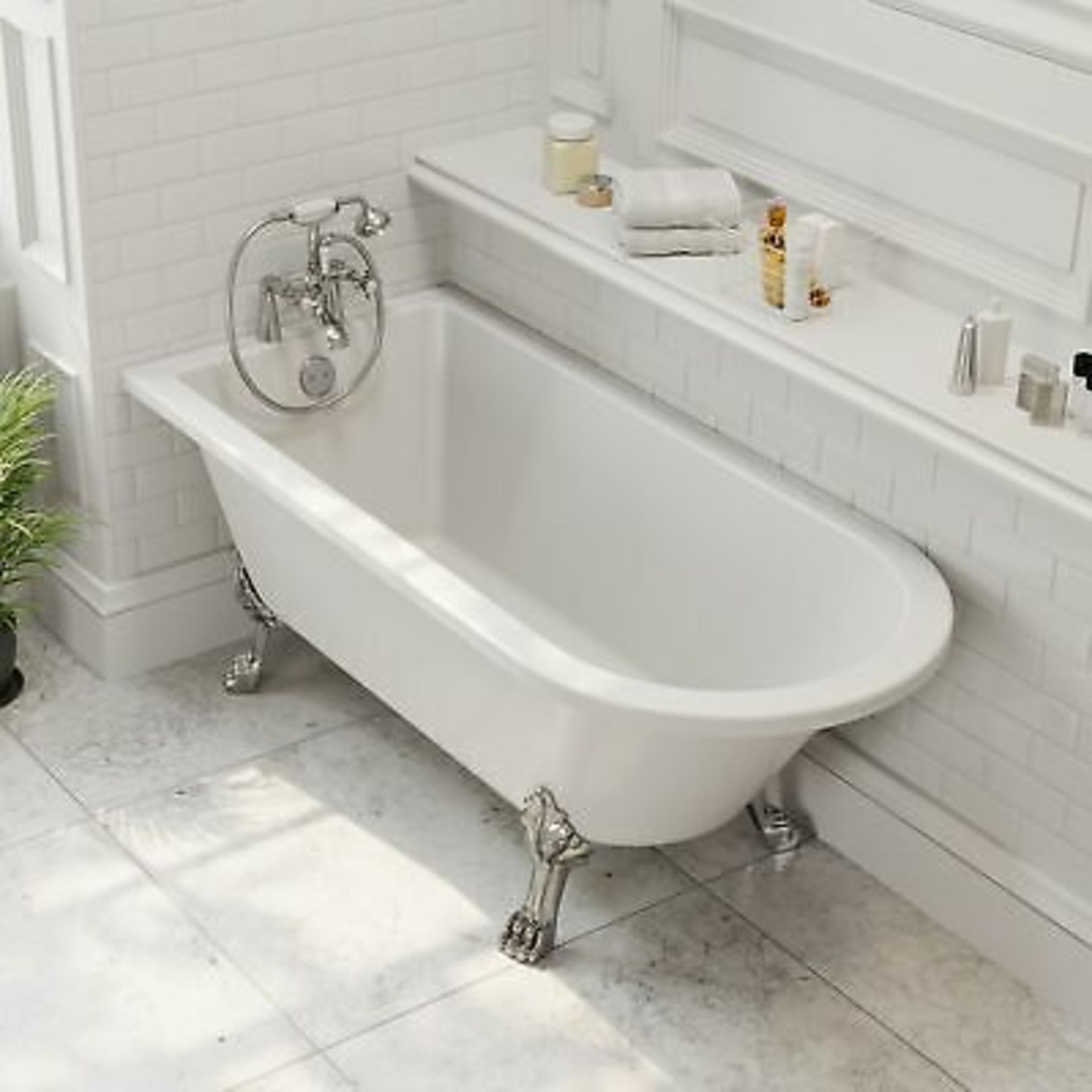 New (G6) 1500mm Single Ended Traditional Corner Freestanding White Bath. RRP £1090.00. Bath I...