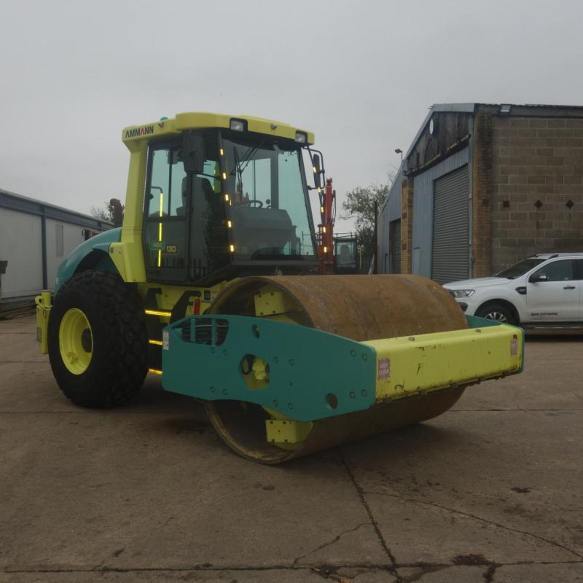 2017 Ammann ASC130 Roller - Image 2 of 11