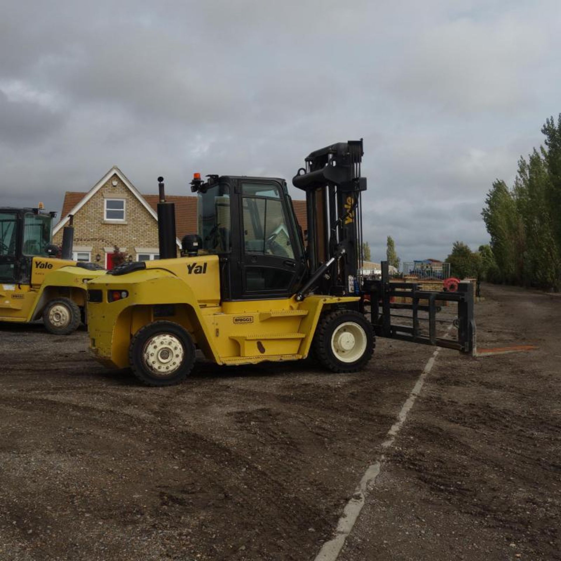 2013 Yale GDP80DC Forklift - Image 13 of 16