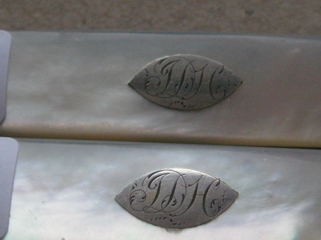 Rare George III Large Matching Mother of Pearl Hafted Silver Bladed Folding Fruit Knife and Fork - Image 6 of 7