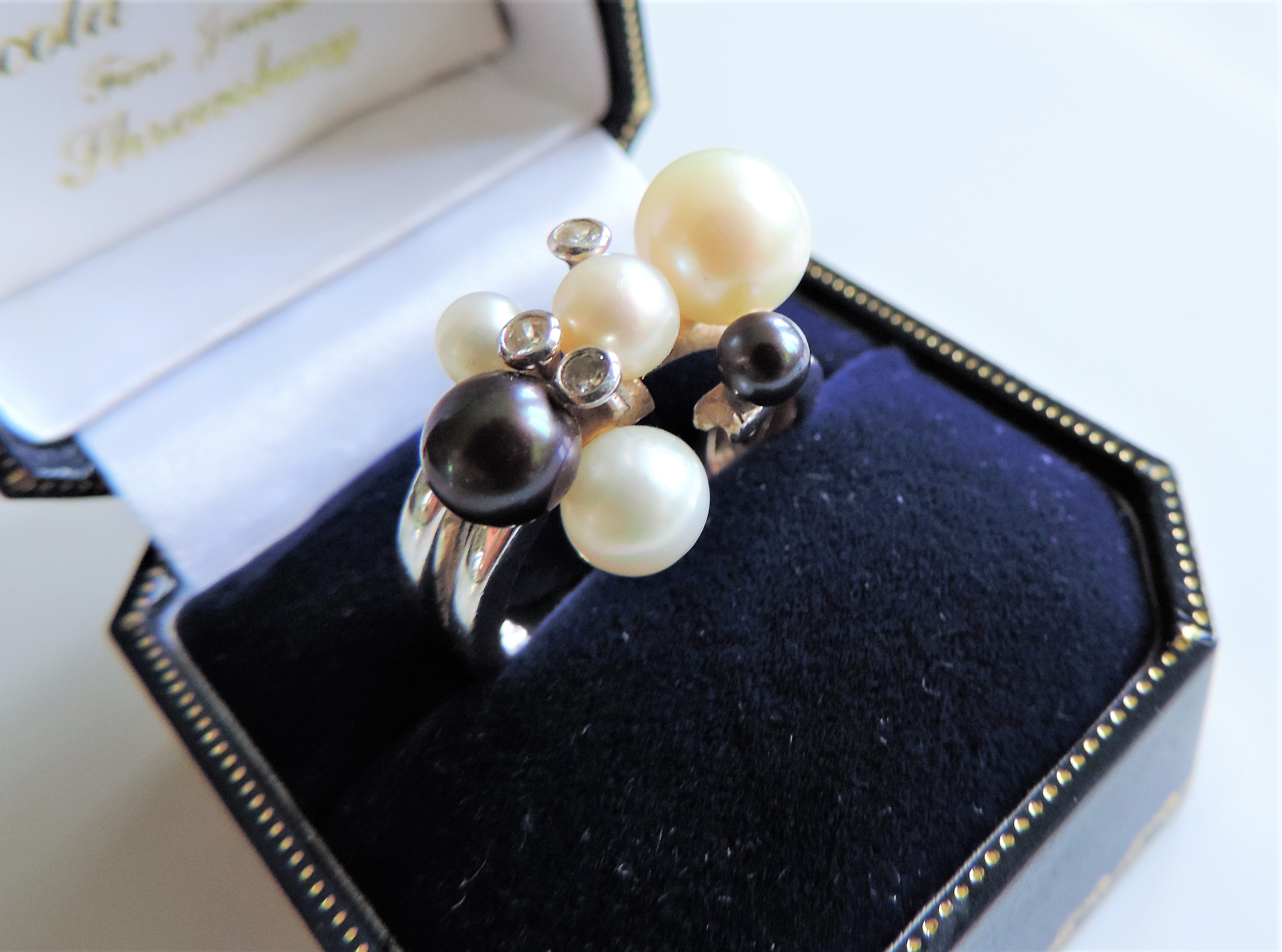 Sterling Silver Cultured Pearl Cluster Ring New with Gift Box - Image 3 of 5