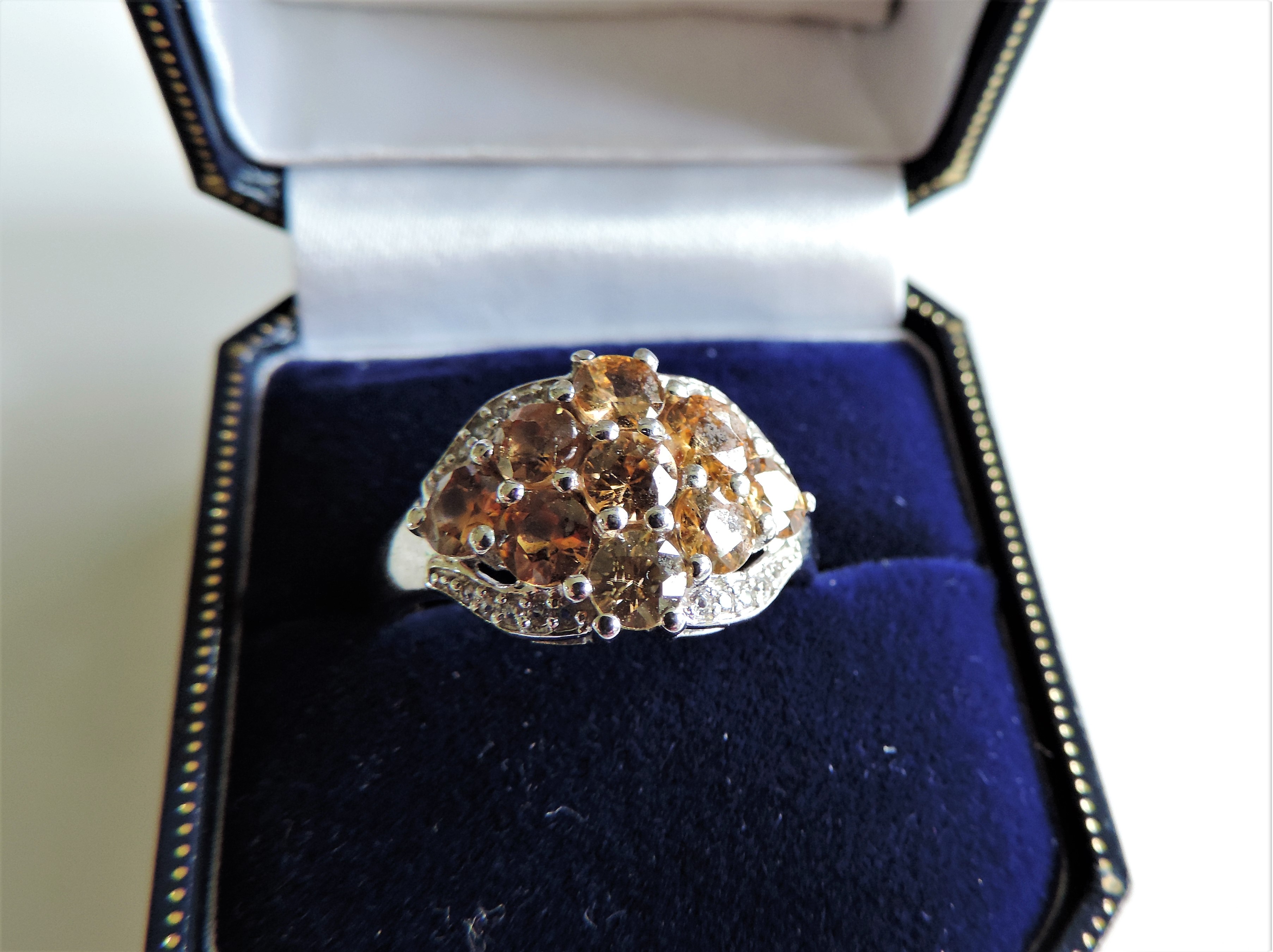 Sterling Silver 1.8 carat Citrine Ring New with Gift Box - Image 2 of 4