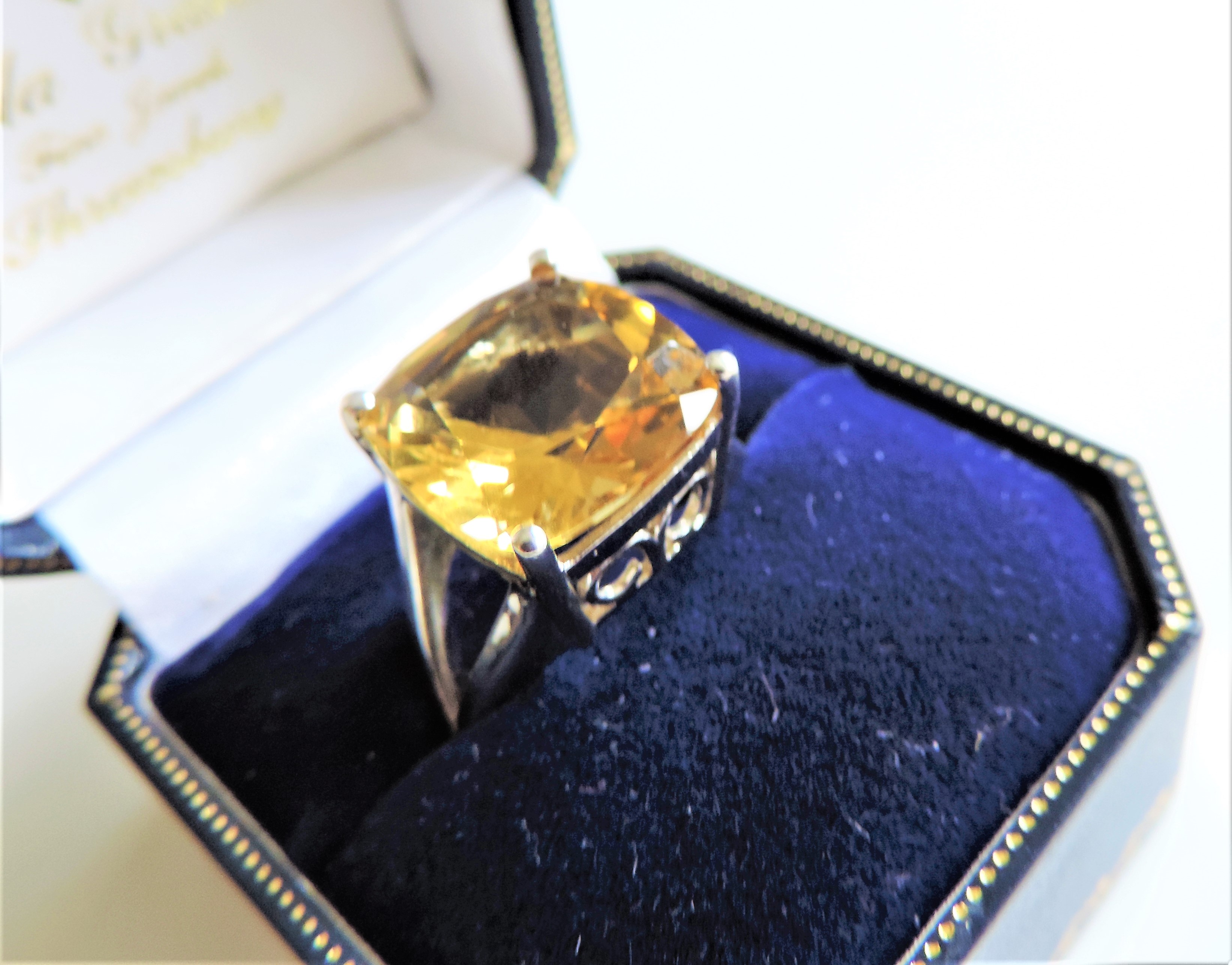 Sterling Silver 16.5ct Yellow Citrine Ring New with Gift Box - Image 4 of 7