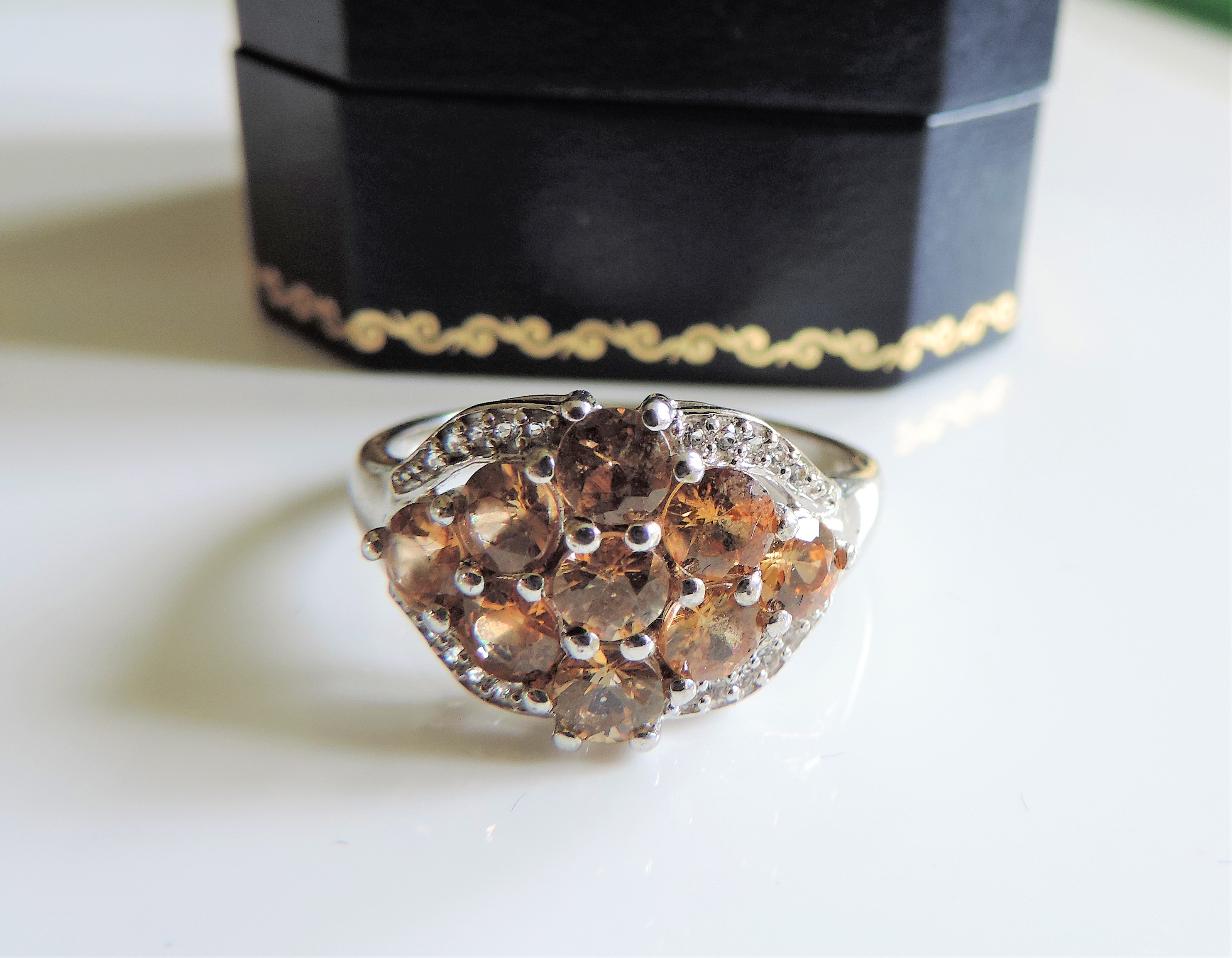Sterling Silver 1.8 carat Citrine Ring New with Gift Box - Image 4 of 4