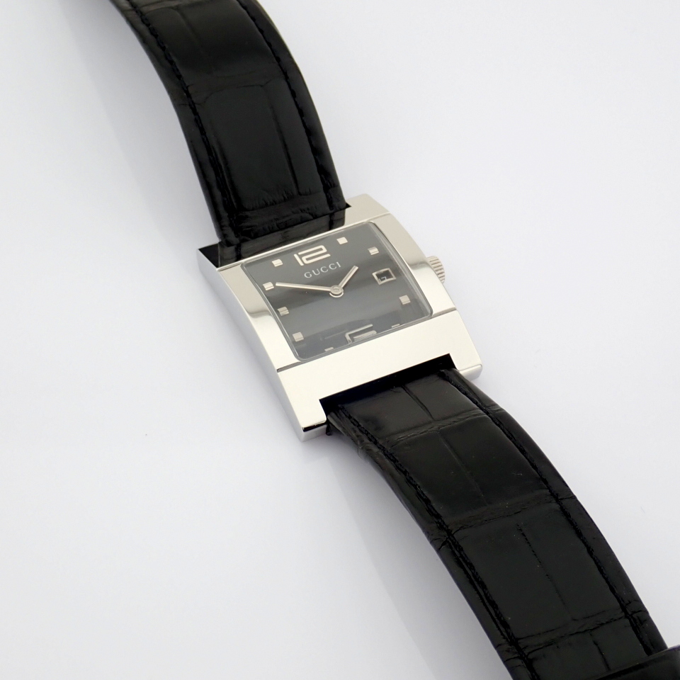 Gucci / 7700M - Unisex Steel Wrist Watch - Image 6 of 11