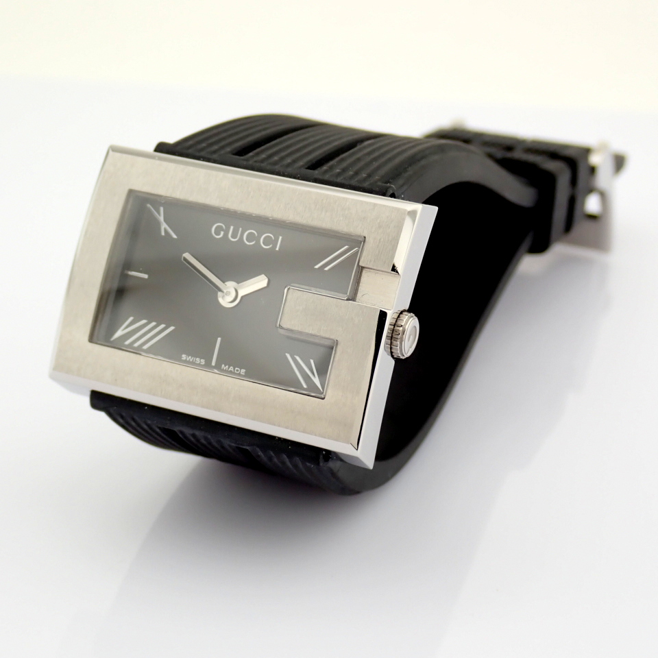 Gucci / 100L - Unisex Steel Wrist Watch - Image 4 of 12