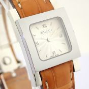 Gucci / 7900P - Lady's Steel Wrist Watch