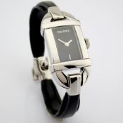 Gucci / 6800L - Lady's Steel Wrist Watch