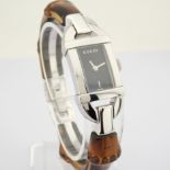 Gucci / 6800L - Lady's Steel Wrist Watch