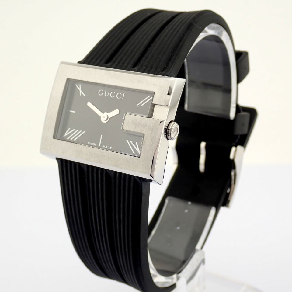 Gucci / 100L - Unisex Steel Wrist Watch - Image 9 of 12