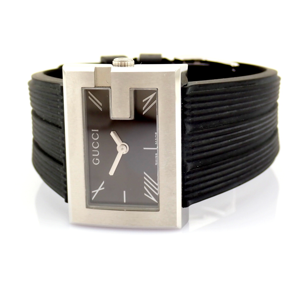 Gucci / 100L - Unisex Steel Wrist Watch - Image 12 of 12