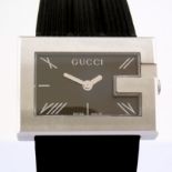 Gucci / 100L - Unisex Steel Wrist Watch