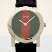 Gucci / 5200L - Lady's Steel Wrist Watch