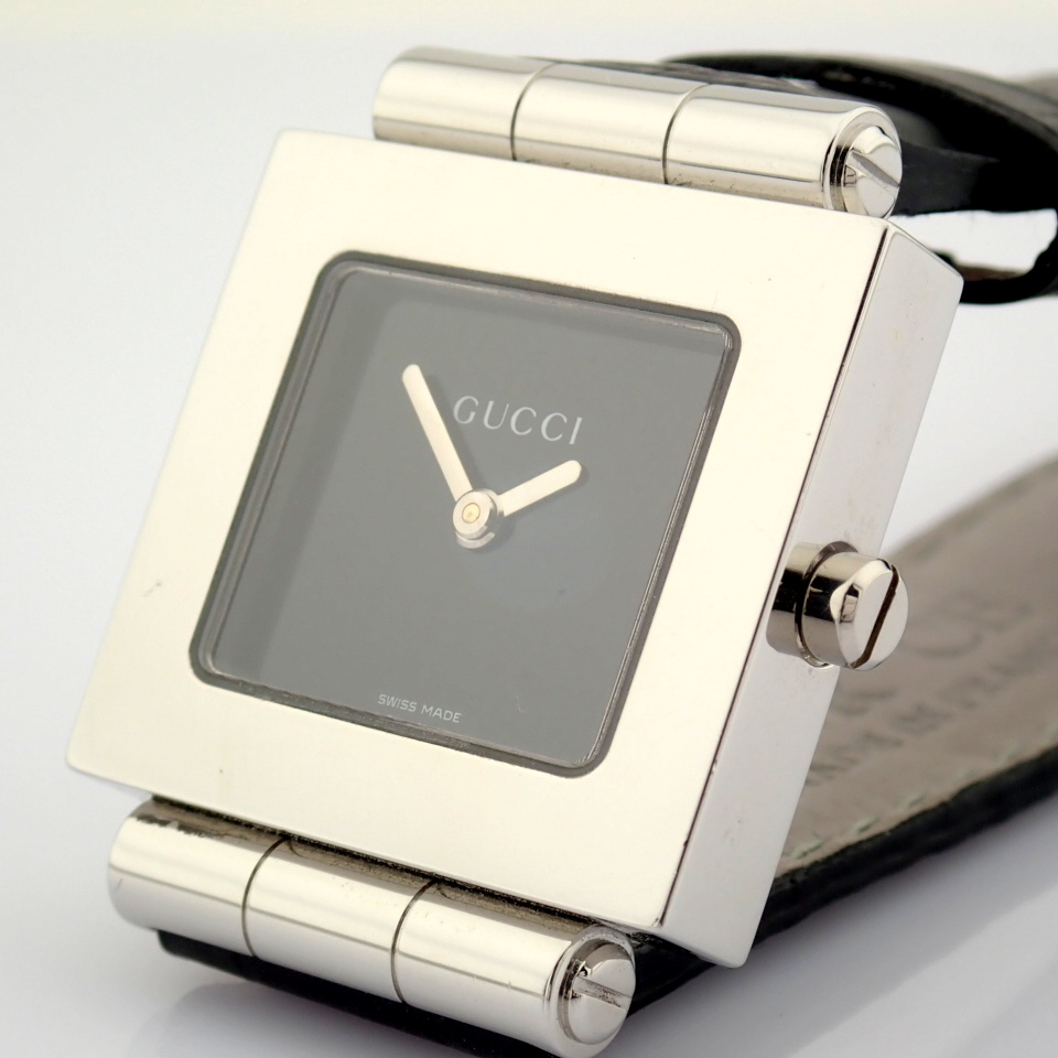 Gucci / 600J - Lady's Steel Wrist Watch - Image 4 of 10
