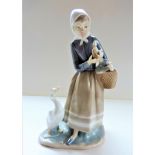 Lladro Porcelain Figurine Girl with Geese