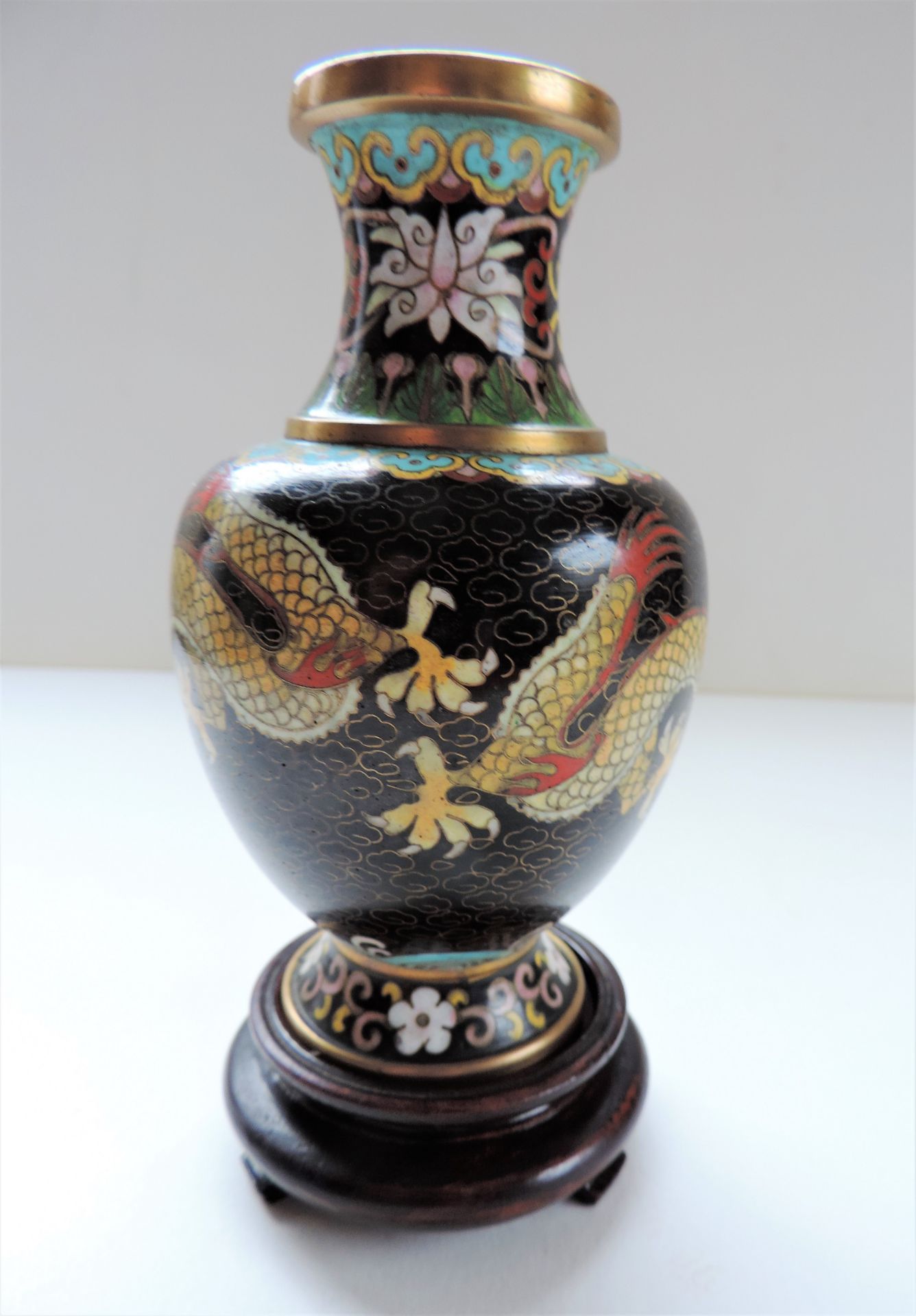 Vintage Cloisonne Imperial Dragon Vase 16cm tall - Image 7 of 7