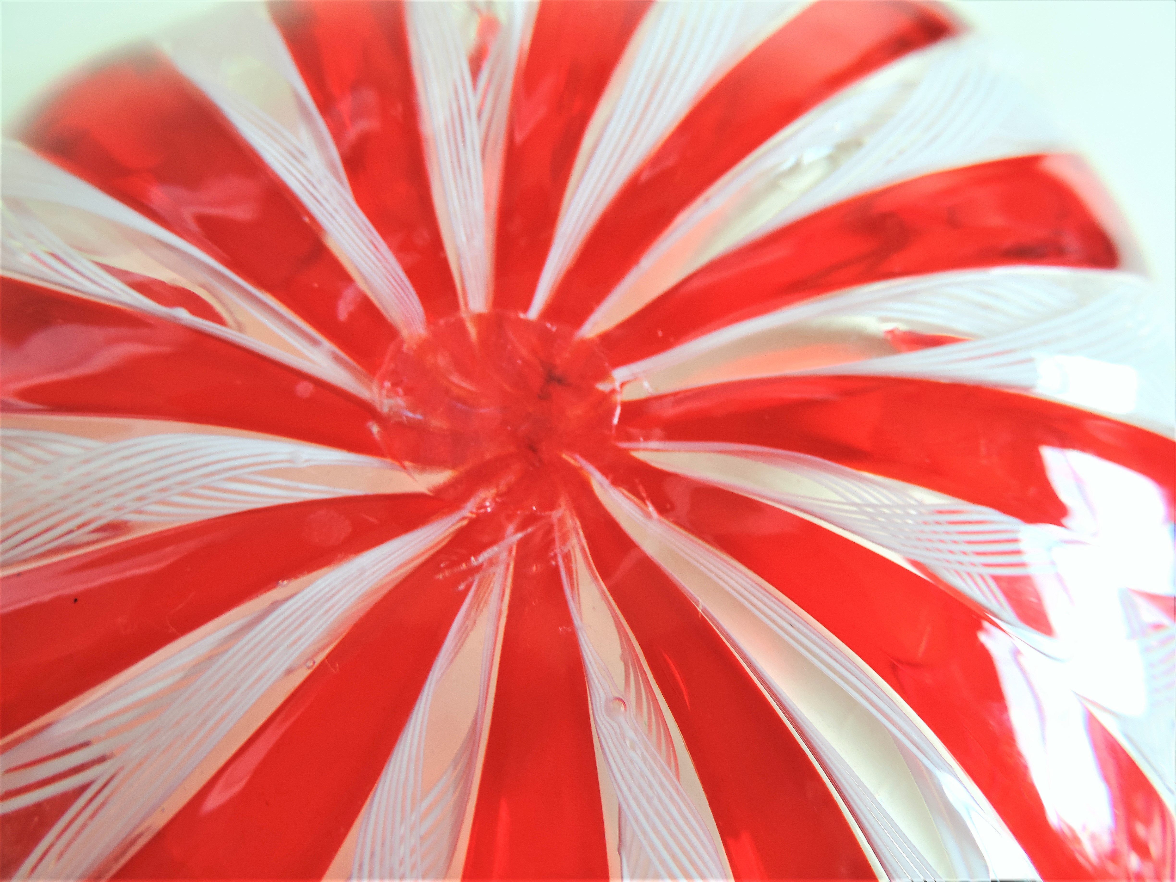 Murano Latticino Ribbon Glass Dish - Image 6 of 6