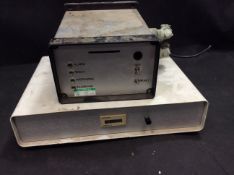 2x Mixed Test Equipment (Model Unknown)