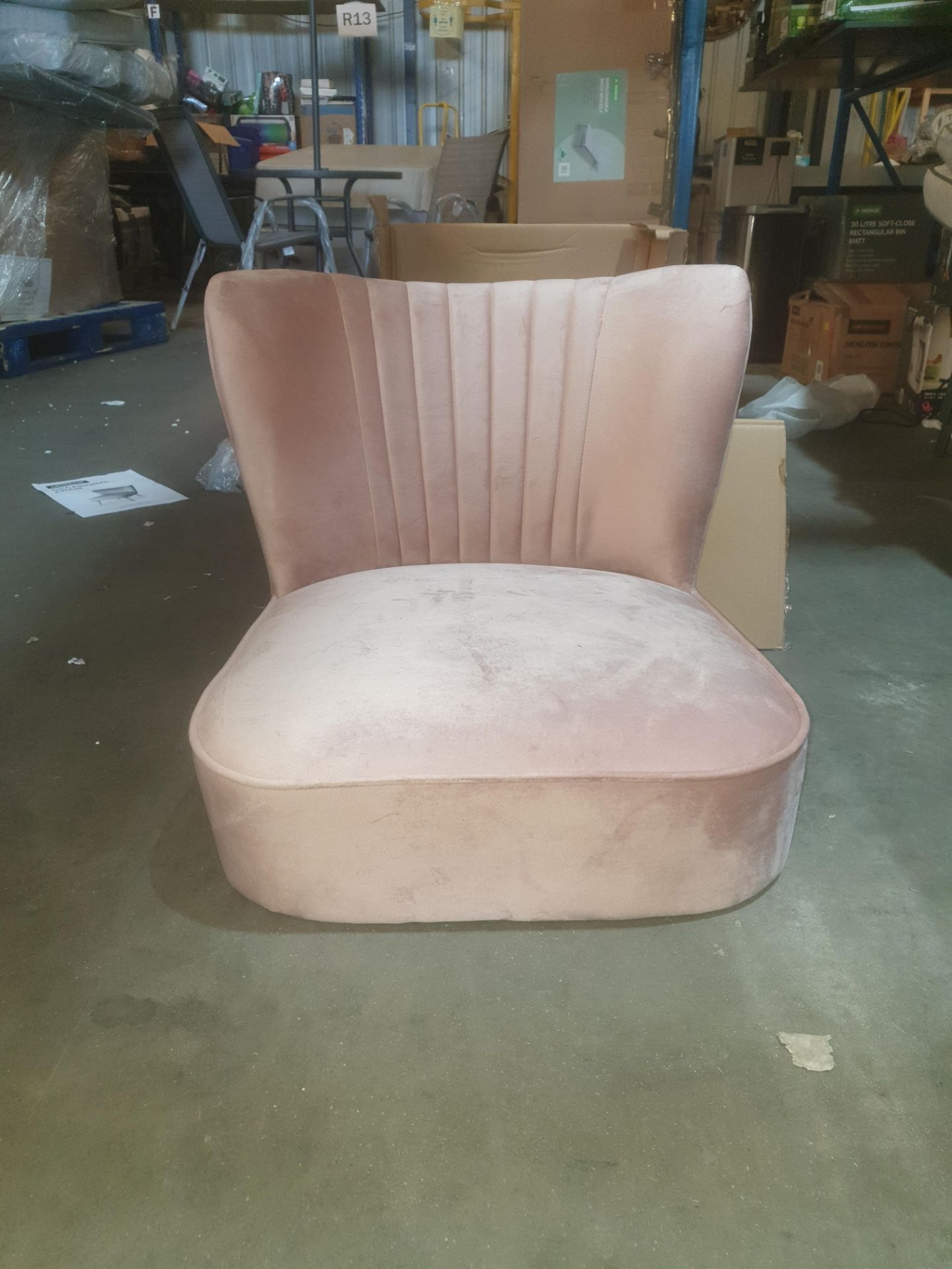 (2O) 1x Occasional Chair Blush. Velvet Fabric, Rubberwood Legs. (H72x W60x D70cm). Unit Appears A - Image 7 of 7