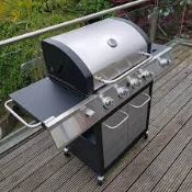 1x Texas Stardom 6 Burner Gas BBQ. Unit Appears Clean, As New. Contents Appear Not To Have Been Rem