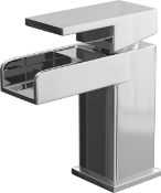 CASSELLIE Cassellie Dunk Mono Basin Mixer Tap with Click Clack Waste - Chrome