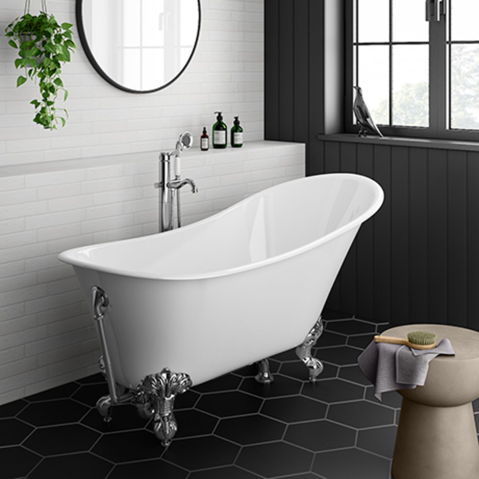 New (K1) 1770x705mm Traditional Slim Roll Top Slipper Bath - Chrome Feet. RRP £999.99.Bath Ma...
