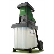 (P3) 1x Powerbase 42cm 2800W Electric Silent Shredder. RRP £175.00. Unit Appears Clean, Unused With