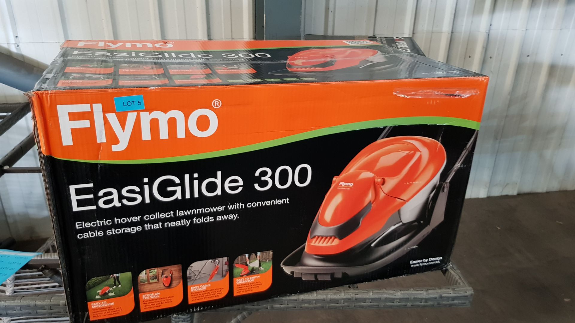 (P8) 1x Flymo EasiGlide 300 RRP £99. Hover Collect Lawnmower. New, Sealed Item. - Image 3 of 3