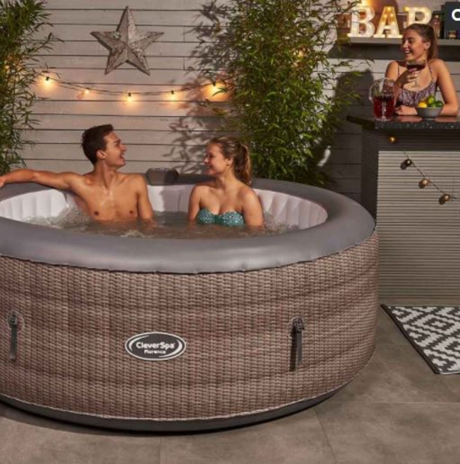 1x CleverSpa Florence RRP £560. 6 Person Hot Tub. Unit Powers On And Inflates. Lot Includes Lid, G