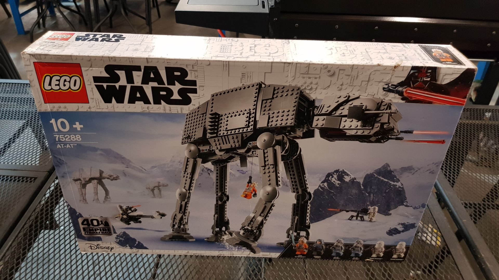 (15G) 1x Lego Star Wars AT-AT RRP £119.99 (Model 75288) - Image 3 of 3