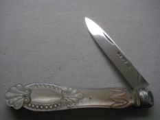 Victorian Carved Mother of Pearl Hafted Fruit Knife