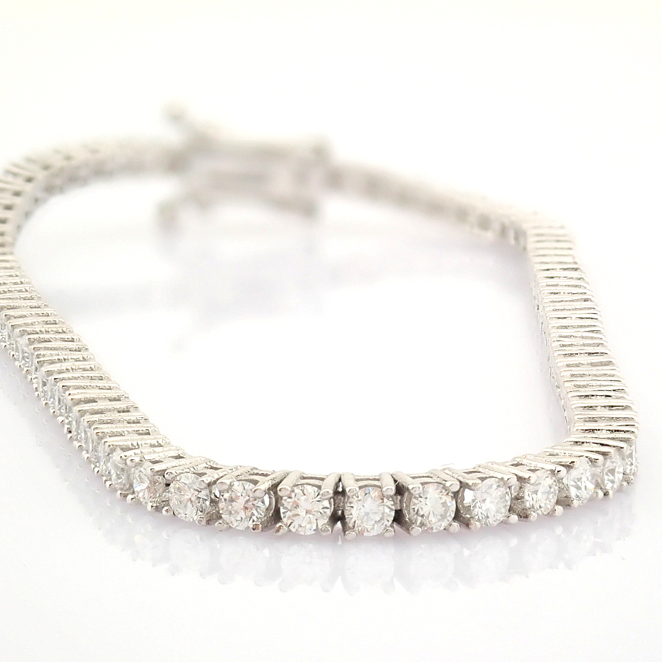 Certificated 14K White Gold Diamond Bracelet (Total 2.3 Ct. Stone) - Image 8 of 11