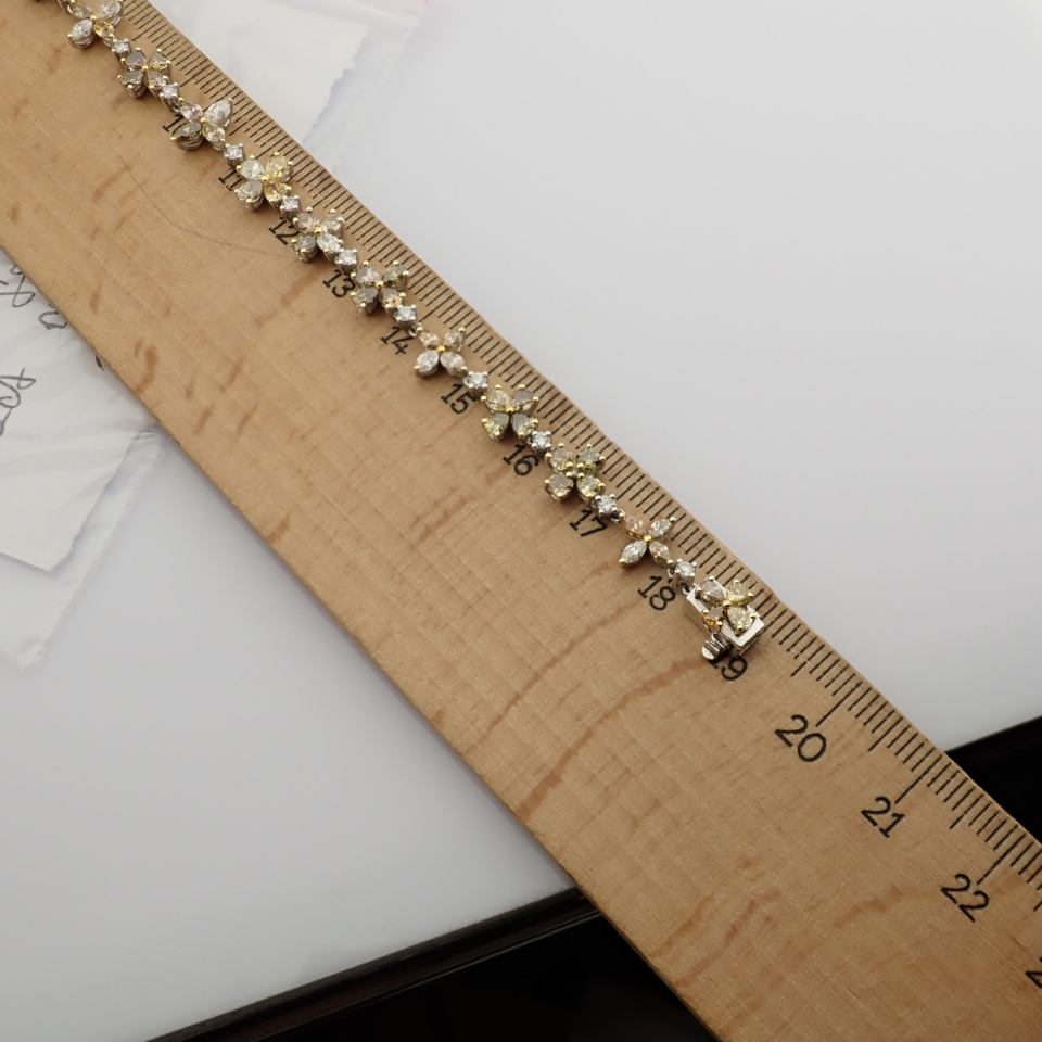 Certificated 18K White Gold Fancy Diamond & Diamond Bracelet (Total 6.03 Ct. Stone) - Image 5 of 13