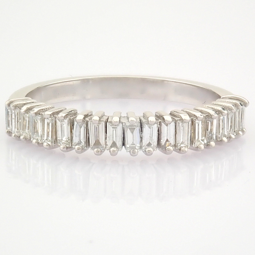 Certificated 14K White Gold Baguette Diamond Ring (Total 0.43 Ct. Stone) - Image 5 of 8