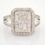 Certificated 14K White Gold Diamond Ring (Total 1.65 Ct. Stone)