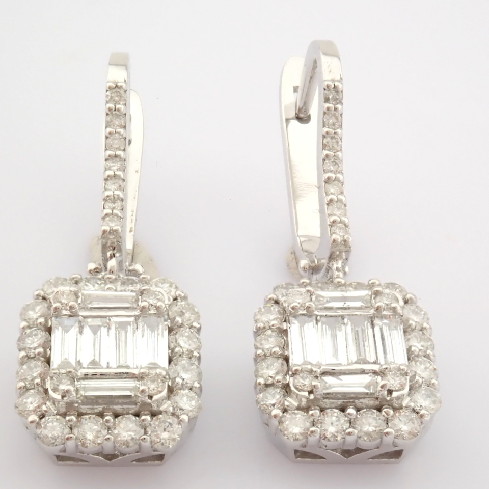Certificated 14K White Gold Baguette Diamond & Diamond Earring (Total 1.27 Ct. Stone...