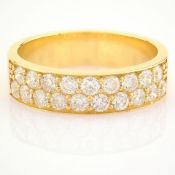 Certificated 18K Yellow Gold Diamond Ring (Total 0.85 Ct. Stone)