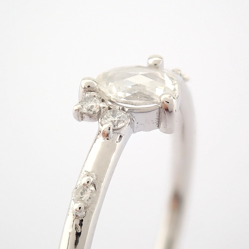 Certificated 14K White Gold Diamond Ring (Total 0.22 Ct. Stone) - Image 9 of 12