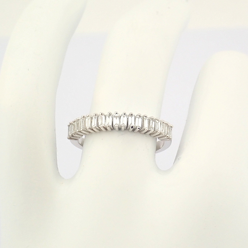 Certificated 14K White Gold Baguette Diamond Ring (Total 0.43 Ct. Stone) - Image 8 of 8