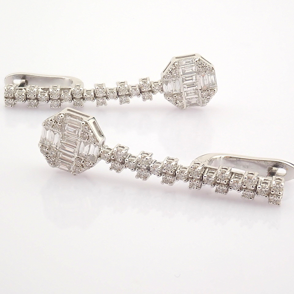 Certificated 14k White Gold Diamond Earring (Total 1.2 Ct. Stone) - Image 6 of 17